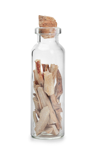 Health Benefits of Calamus Root - Dried roots in bottle